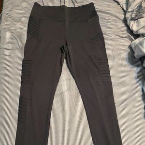 Athleta Delancy motto tight size large